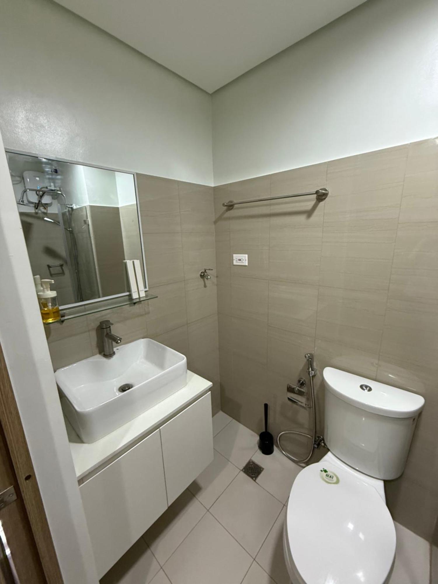 Mendoza-santos Residences Aparthotel Manila